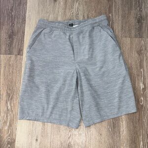 Lululemon Men's Gray Athletic Shorts - Comfortable Everyday  Activewear